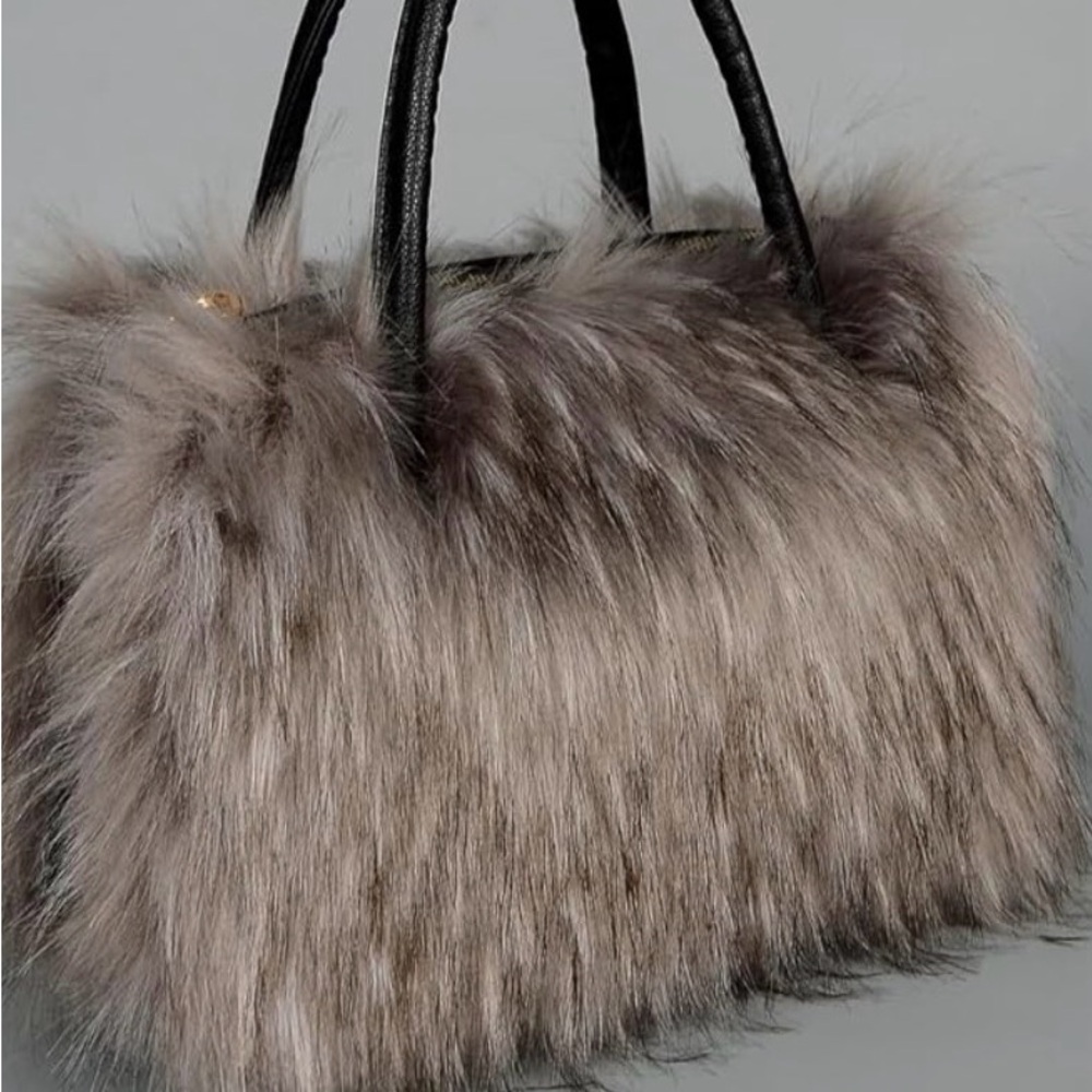 Chic Faux Fur Tote - Black and Gray